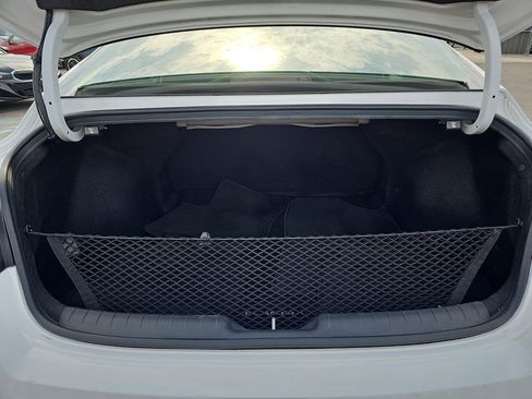 Used 2024 Hyundai Elantra SEL FWD image 16