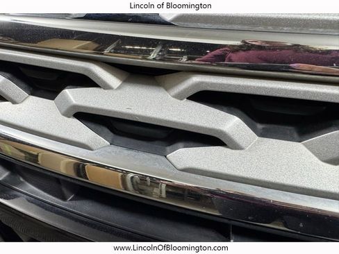 Used 2019 Ford Explorer XLT w/ Equipment Group 201A image 10