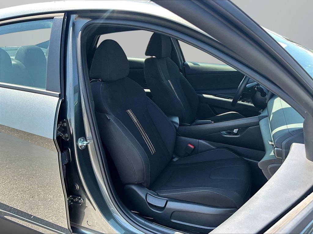 Certified 2026 Hyundai Elantra Sport FWD image 29