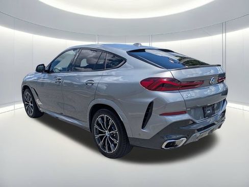 Used 2025 BMW X6 xDrive40i AWD/4WD image 3