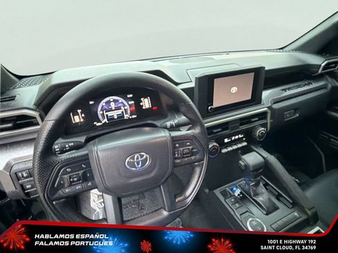 Used 2025 Toyota Tacoma SR5 RWD image 17