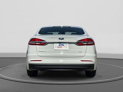 Certified 2019 Ford Fusion SE image 6