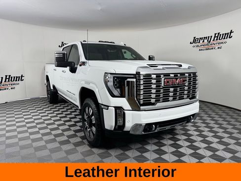 Used 2025 GMC Sierra 2500 Denali w/ Technology Package image 6