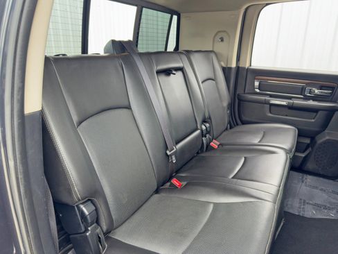 Used 2015 RAM 3500 Laramie image 35