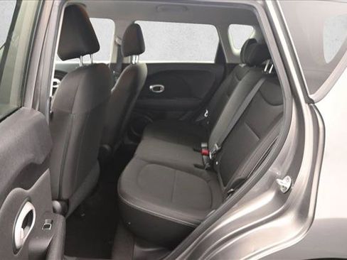 Used 2017 Kia Soul w/ Convenience Package FWD image 19