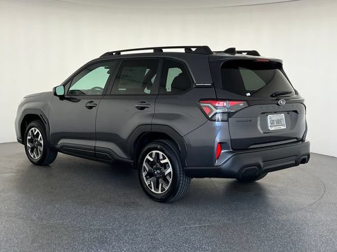 New 2026 Subaru Forester Premium AWD/4WD image 7