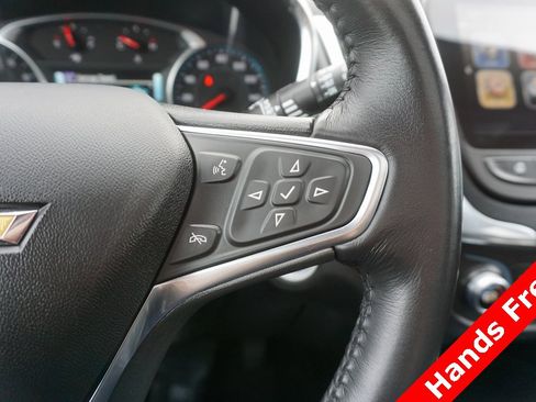 Used 2018 Chevrolet Equinox LT w/ Sun & Infotainment Package image 4