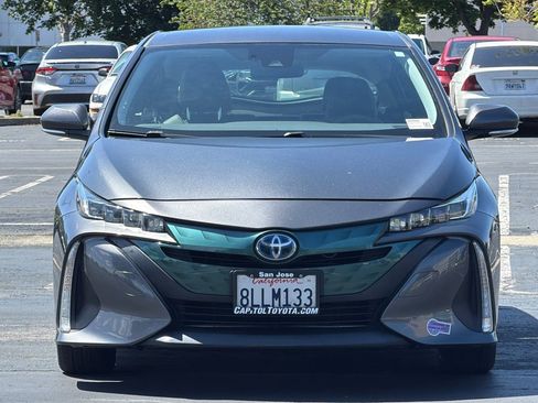 Used 2019 Toyota Prius Prime Premium image 9