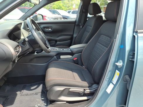 Used 2024 Honda HR-V Sport image 16