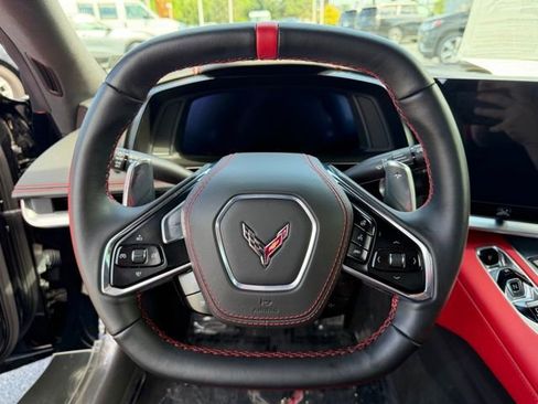 Used 2022 Chevrolet Corvette Stingray Premium Cpe w/ Battery Protection Package RWD image 28