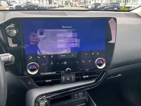 Used 2025 Lexus NX 350h AWD w/ Premium Package image 6