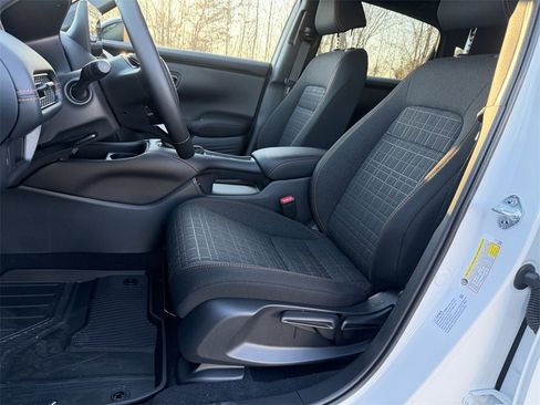 New 2026 Honda HR-V Sport image 17
