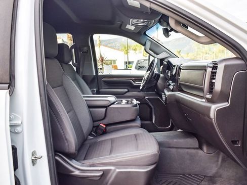 Used 2024 Chevrolet Silverado 2500 LT image 16