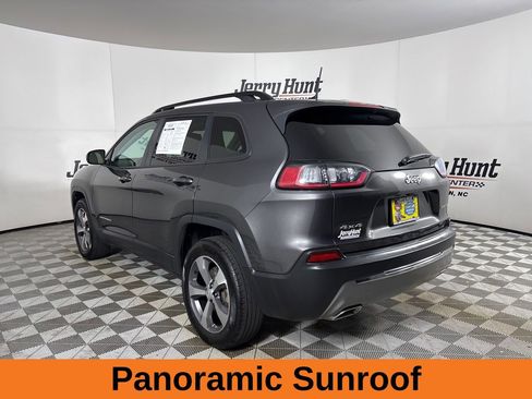 Used 2022 Jeep Cherokee Limited image 7