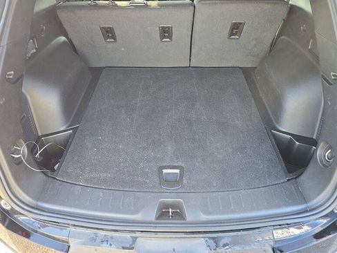 Used 2025 Chevrolet Blazer LT FWD image 12