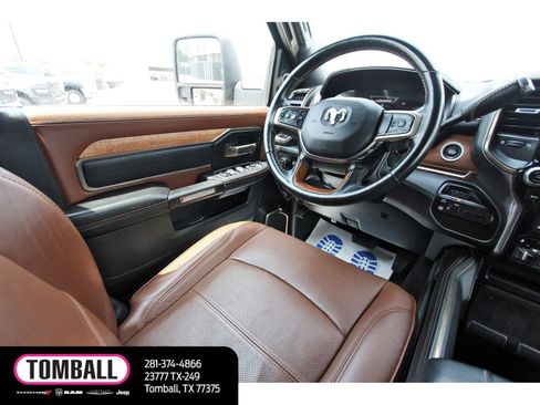 Used 2024 RAM 3500 Limited w/ Towing Technology Group AWD/4WD image 9