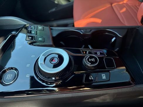 Used 2025 Kia Sportage SX Prestige AWD/4WD image 19