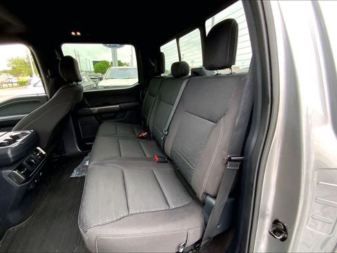 Certified 2021 Ford F150 XLT w/ Equipment Group 302A High image 19