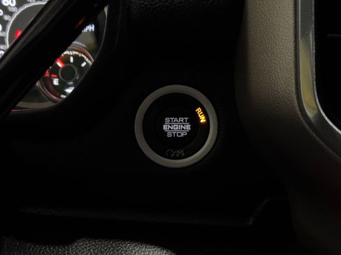 Used 2020 RAM 3500 Laramie image 30