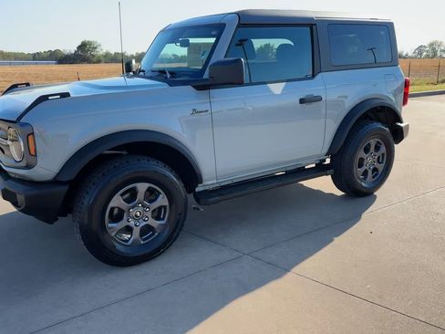 Used 2023 Ford Bronco Big Bend image 5