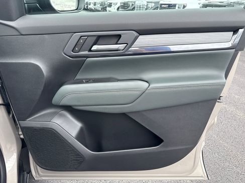 New 2026 GMC Terrain AT4 AWD/4WD image 38