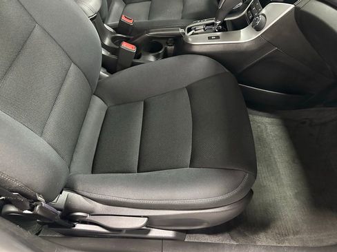 Used 2015 Chevrolet Cruze LT FWD image 54