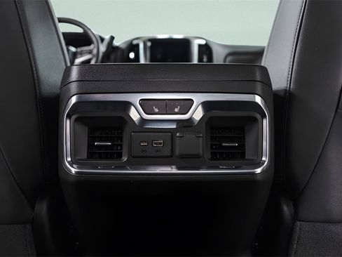 Used 2023 Chevrolet Silverado 2500 LTZ w/ LTZ Plus Package image 32