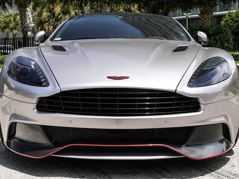 Used 2014 Aston Martin Vanquish Volante RWD image 19
