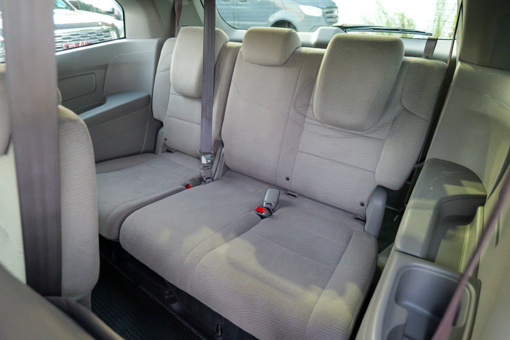 Used 2013 Honda Odyssey EX image 27