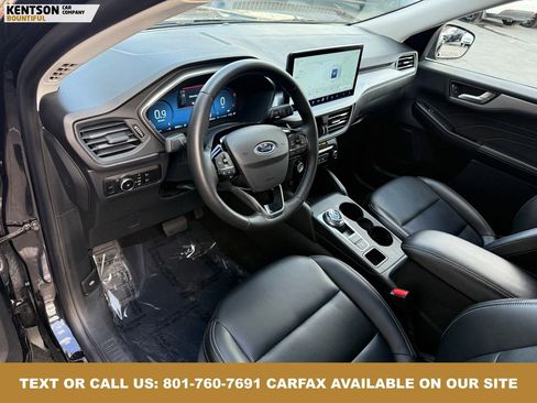 Used 2025 Ford Escape Platinum image 30