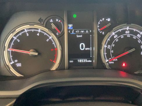 Used 2022 Toyota 4Runner TRD Sport w/ Technology Package AWD/4WD image 10
