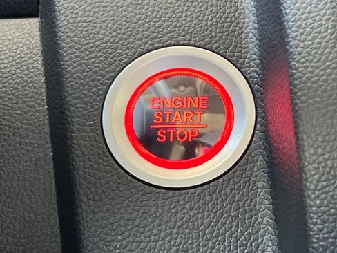 Used 2019 Honda Fit EX image 24