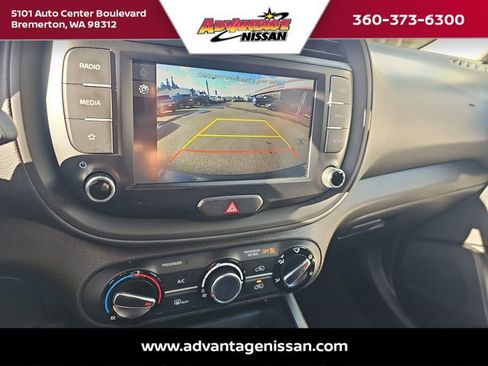 Used 2023 Kia Soul LX FWD image 14