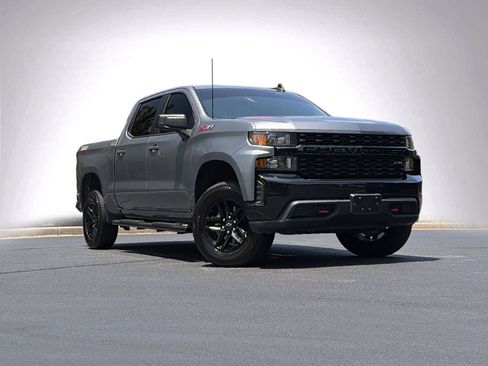 Used 2021 Chevrolet Silverado 1500 Custom Trail Boss AWD/4WD image 2