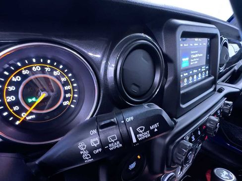 Used 2020 Jeep Wrangler Unlimited Sport image 19