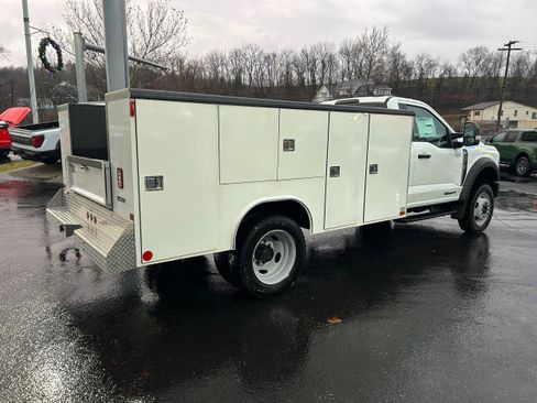 New 2026 Ford F550 4x4 Regular Cab Super Duty image 11