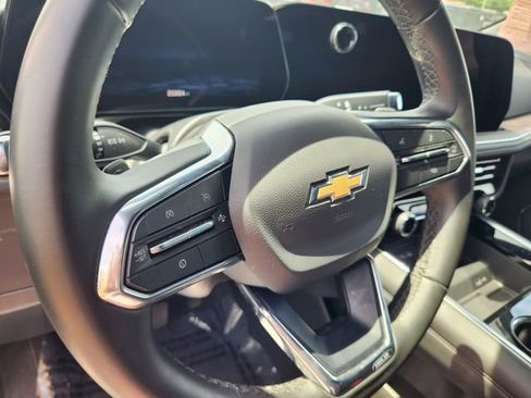 Used 2025 Chevrolet Tahoe LT AWD/4WD image 24