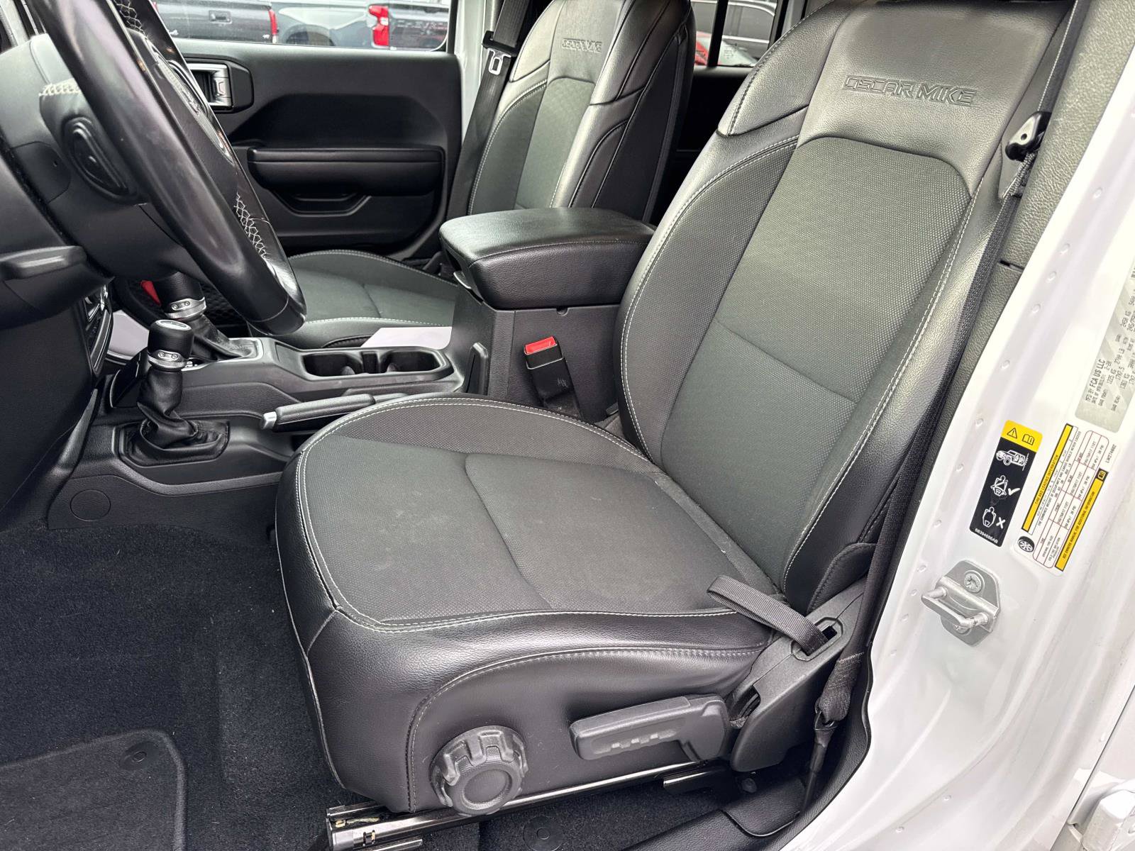 Used 2020 Jeep Wrangler Unlimited Sport AWD/4WD image 27