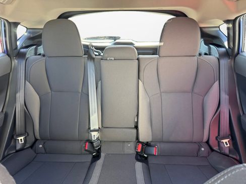 Used 2025 Subaru Crosstrek 2.0i Premium image 15