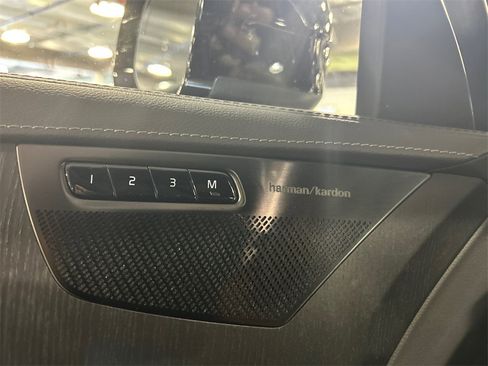 Certified 2023 Volvo XC90 T8 Ultimate w/ Protection Package Premier image 21