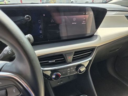 Used 2024 Buick Encore GX Sport Touring FWD image 12