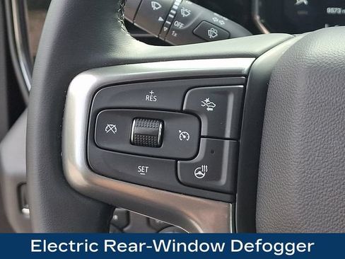 Used 2026 Chevrolet Silverado 1500 LT AWD/4WD image 7