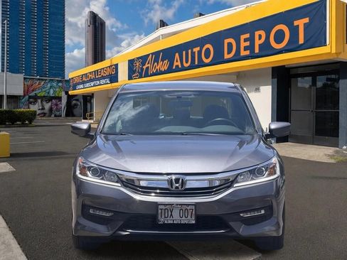 Used 2017 Honda Accord Sport image 7