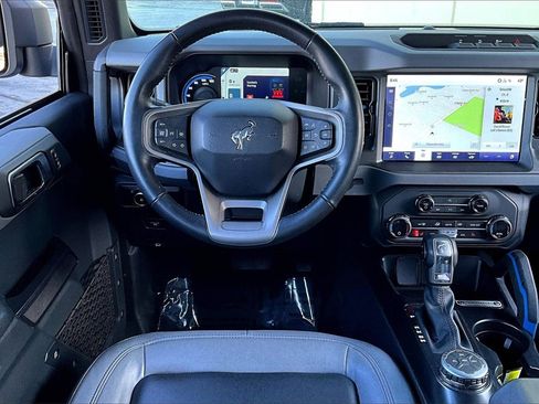 Used 2024 Ford Bronco Black Diamond image 17