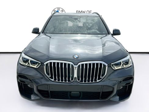 Used 2022 BMW X5 sDrive40i w/ M Sport Package RWD image 2