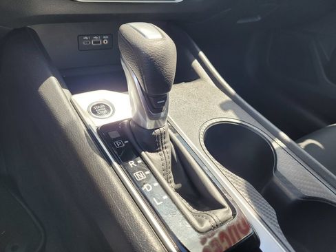 Used 2025 Nissan Altima 2.5 SV FWD image 22