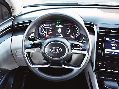 Certified 2024 Hyundai Tucson SEL image 20
