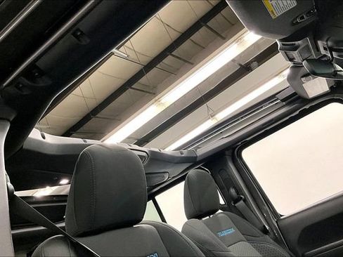 Used 2025 Jeep Wrangler Unlimited Rubicon 4xe w/ Convenience Group image 21