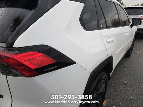 Used 2024 Toyota RAV4 LE FWD image 8