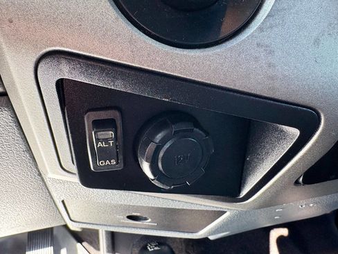 Used 2013 Ford F250 XLT w/ XLT Value Pkg image 16